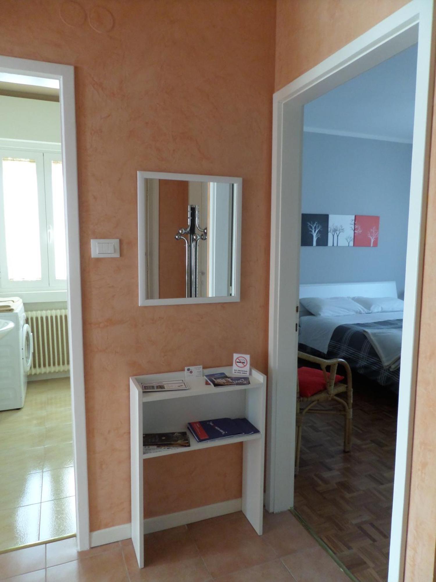 Ferienwohnung Le Rose Triest Exterior foto